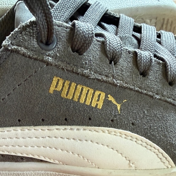 Puma Women's Gray Suede Low-Top Sneakers with White Formstripe - Picture 2 of 12